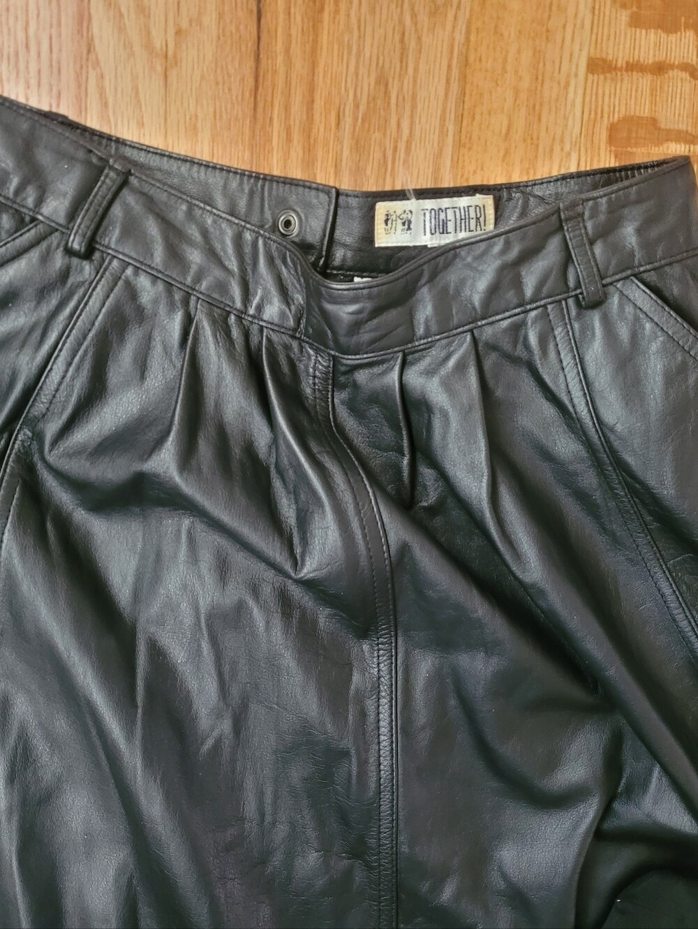 💯 Genuine Leather Classic Black A-Line Leather Skirt - Picture 3 of 4